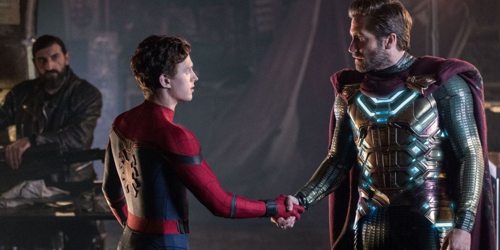 Ada 2 Post-Credit Spider-Man: Far From Home thumbnail
